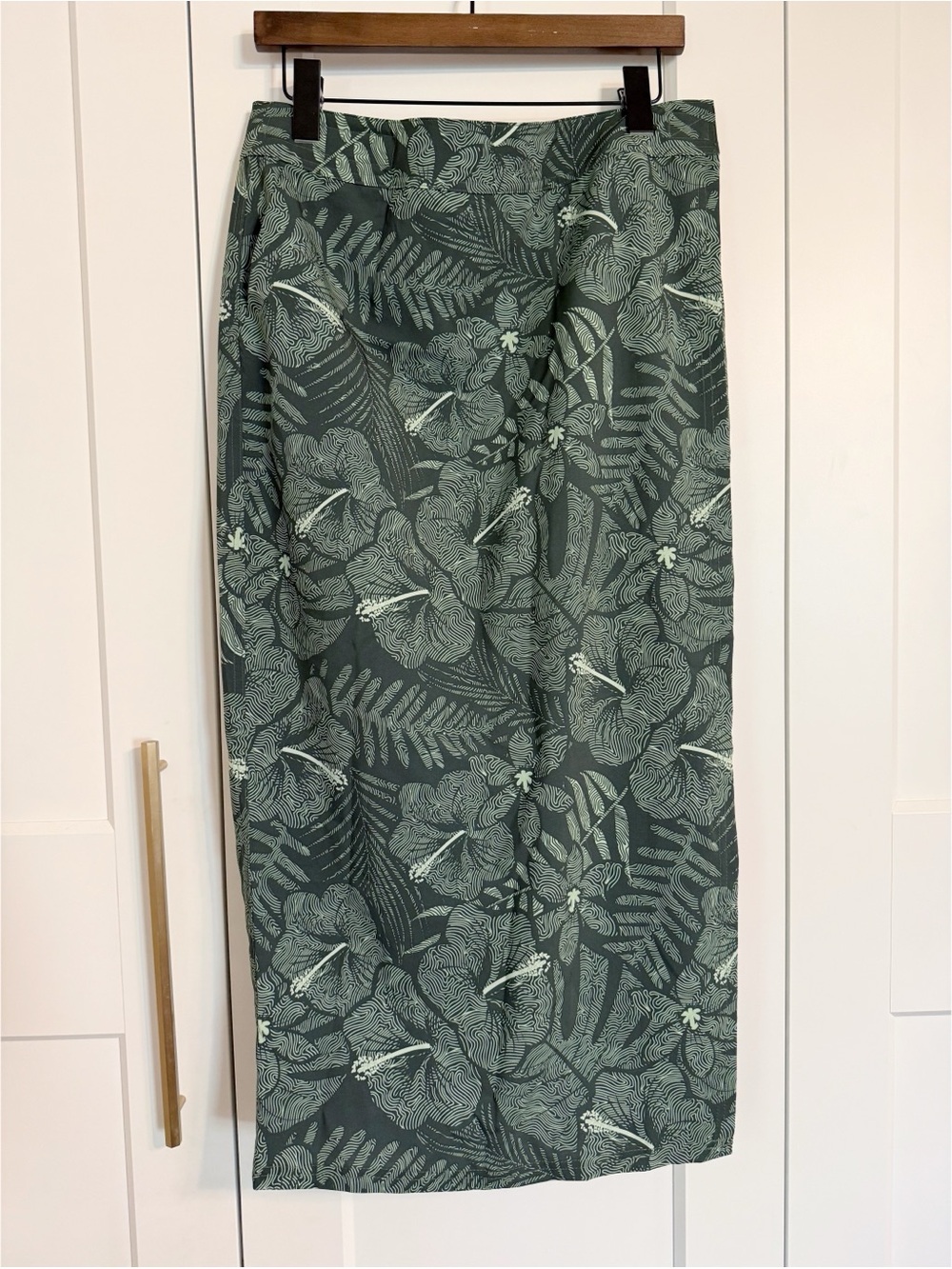 Ripskirt Hawaii Women’s Medium Length 4 Maui Verde Midi Wrap Skirt Tropical